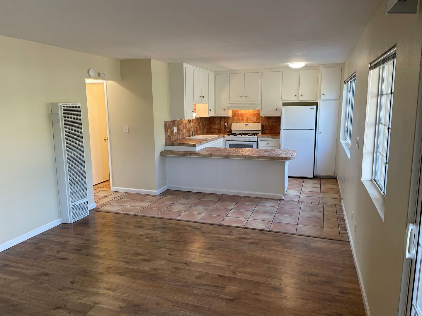 Santa Barbara Apartment: 4700 Dexter Drive