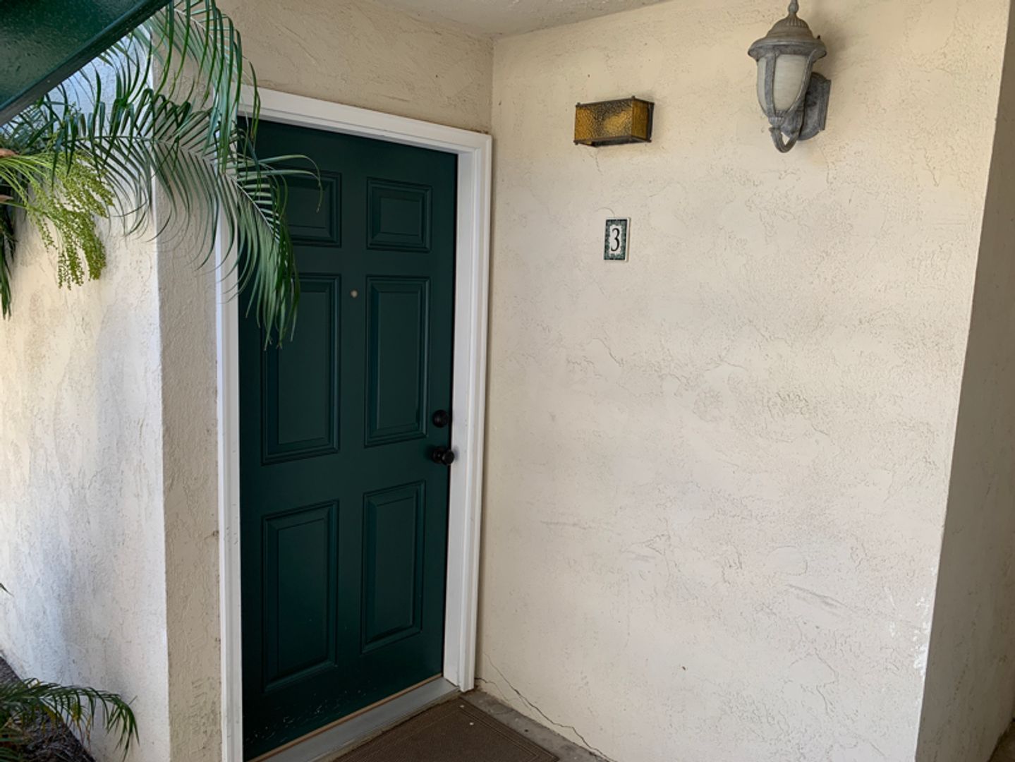 Goleta Apartment: 420 Ellwood Beach Drive