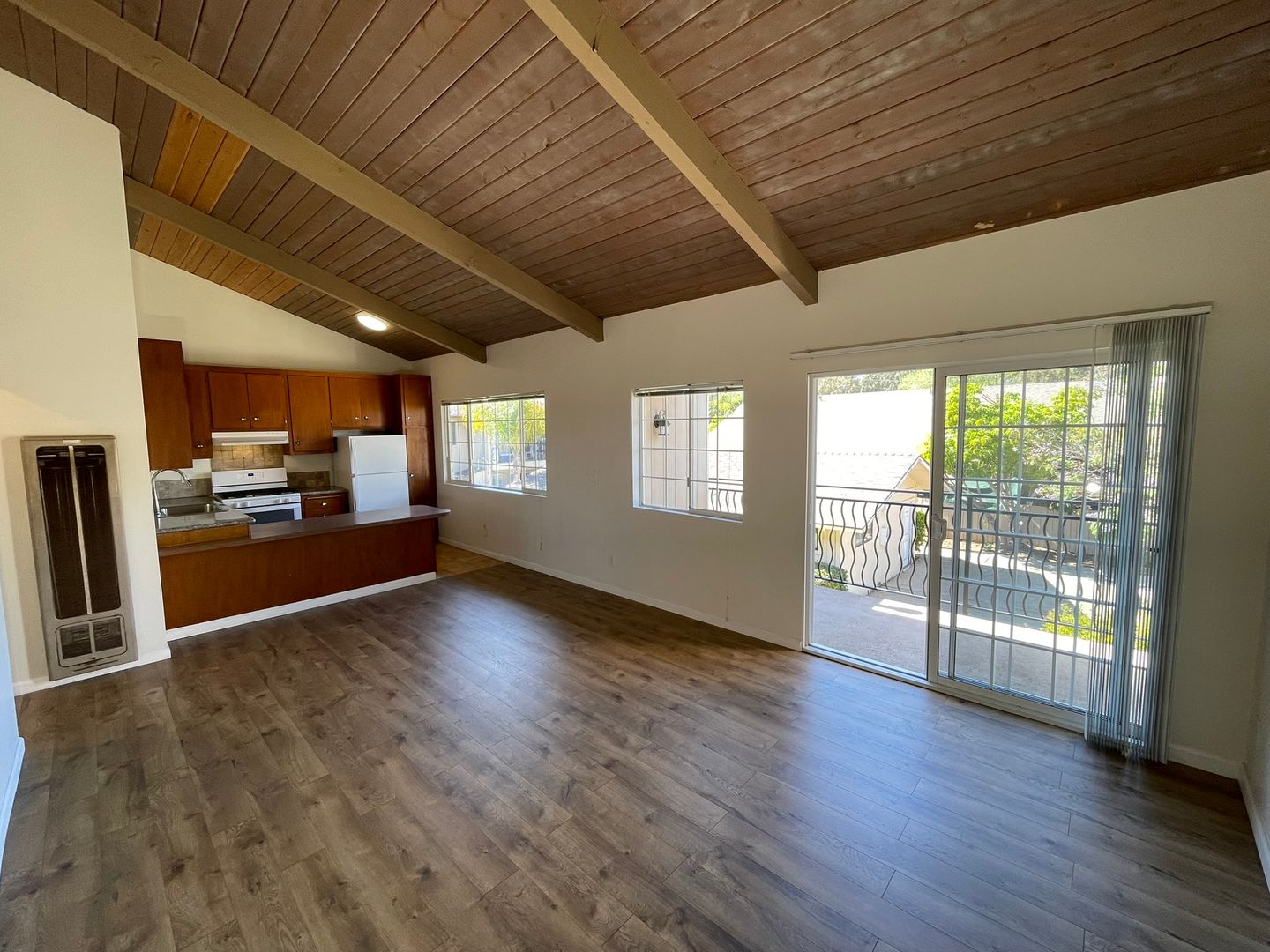 Santa Barbara Apartment: 4700 Dexter Drive
