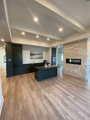 Spacious Top Floor 1 bedroom – photo 1