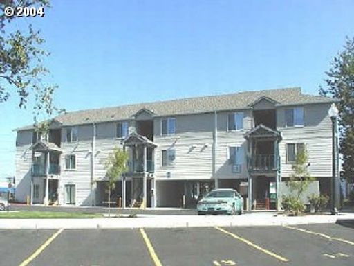 1 bedroom – photo 1