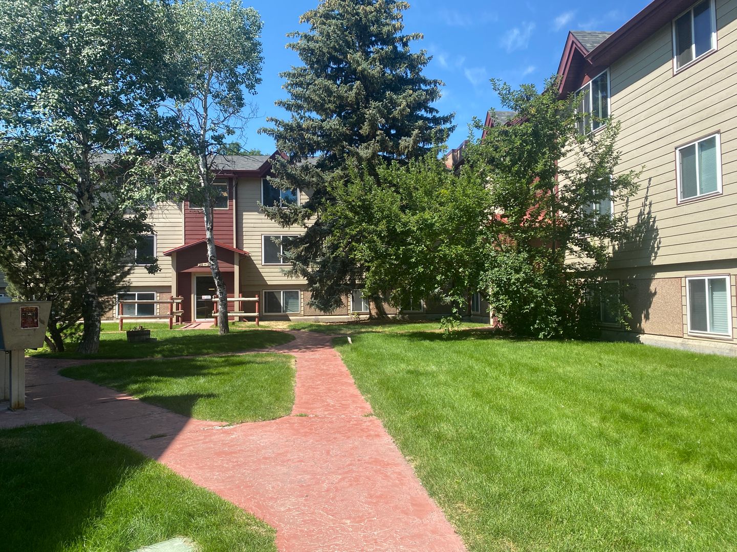Bozeman Apartment: 1621 West College Street