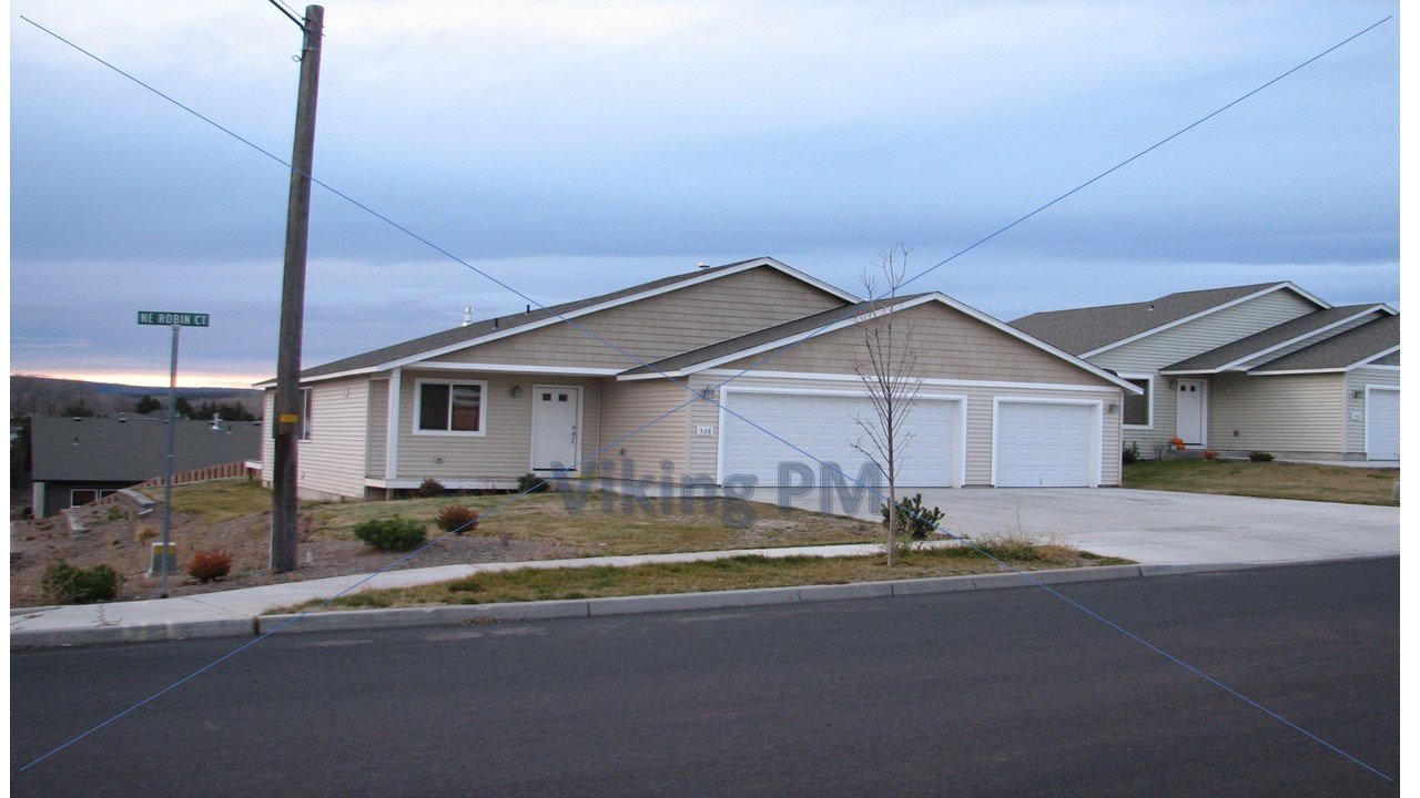 Prineville House: 528 NE Robin Ct