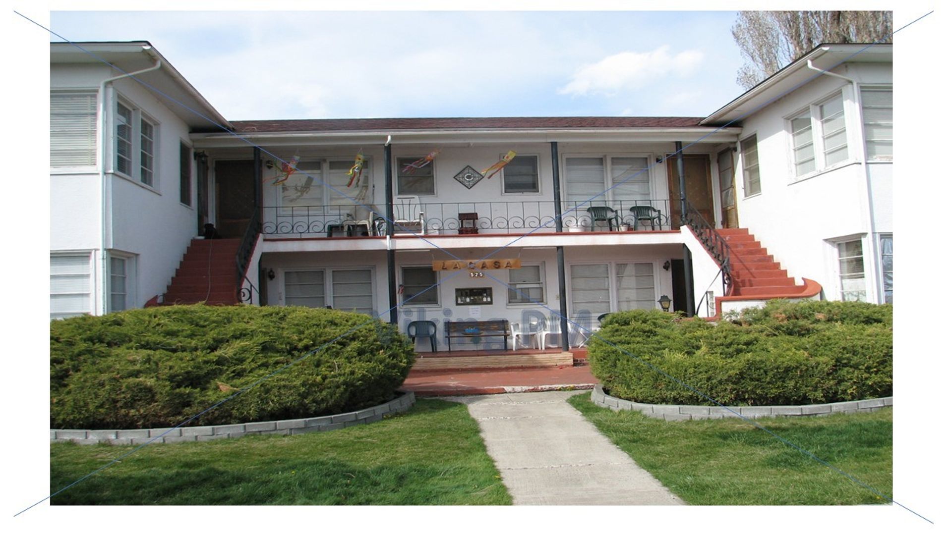 Prineville Apartment: 525 NW 4th St