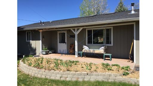62565 Dixon Loop, Bend, OR 97701 – photo 1