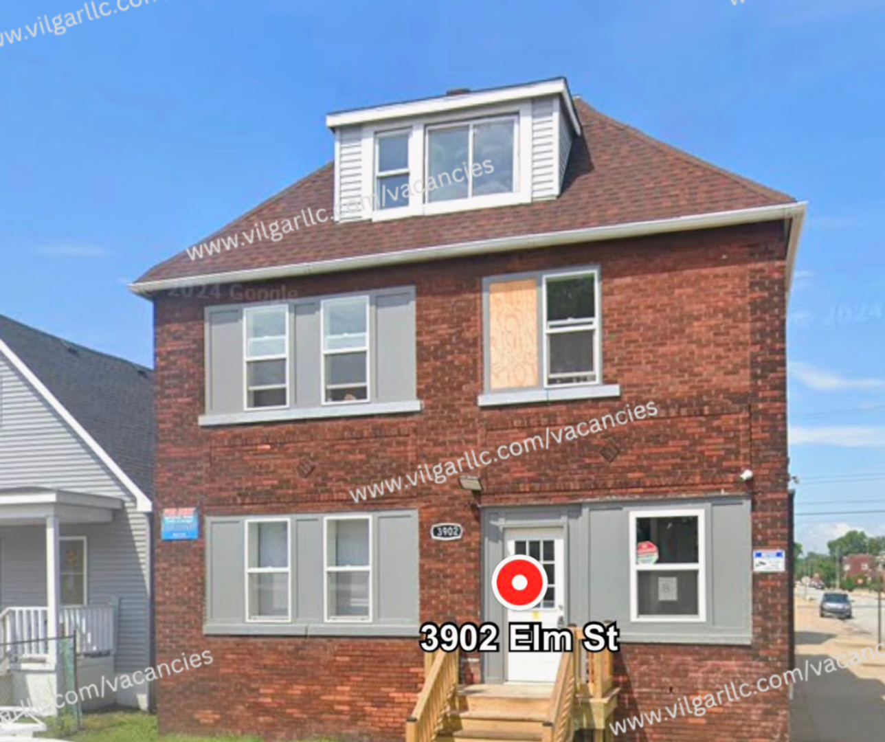 East Chicago Apartment: 3902 Elm St