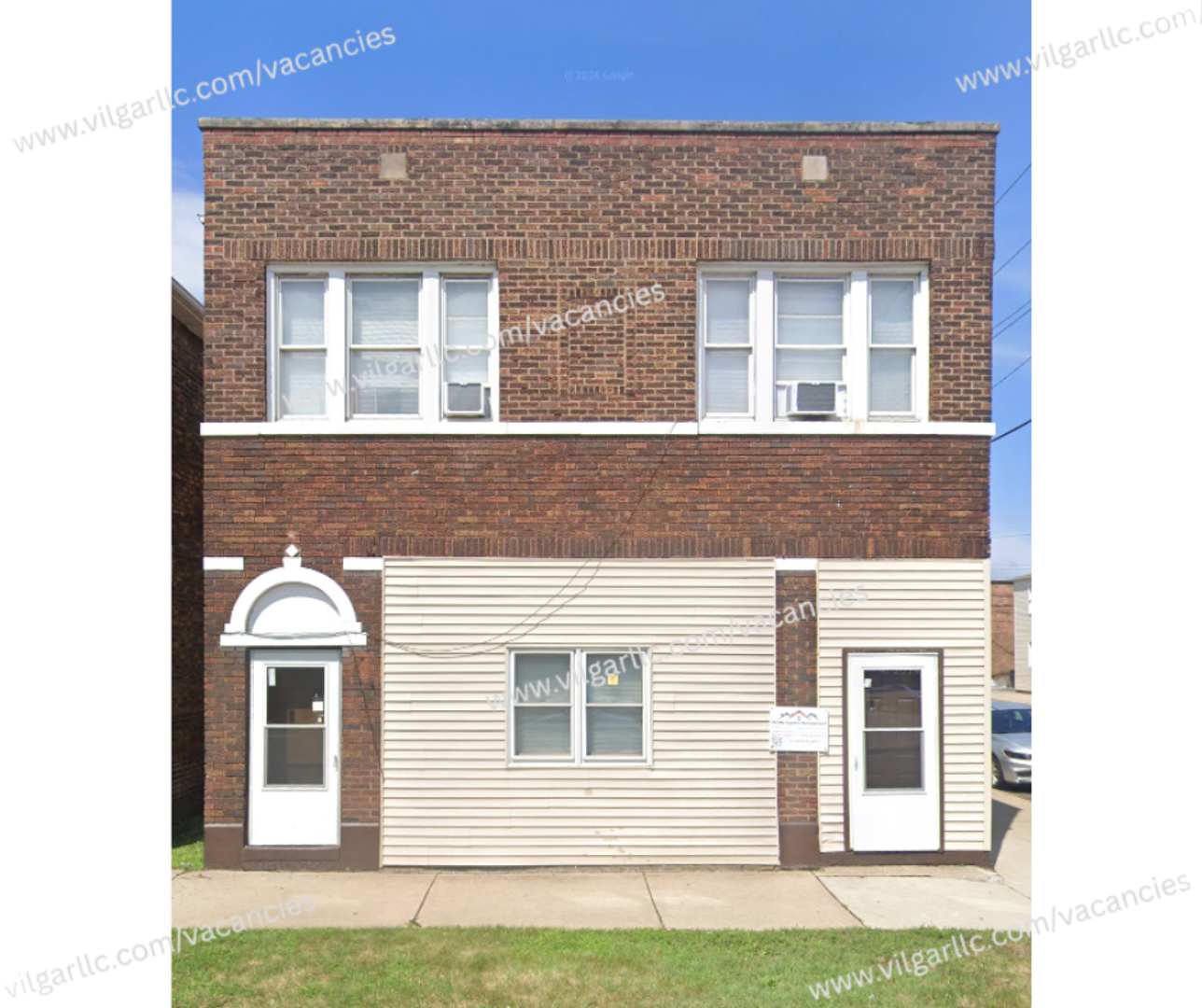 East Chicago Apartment: 4002 Pulaski St