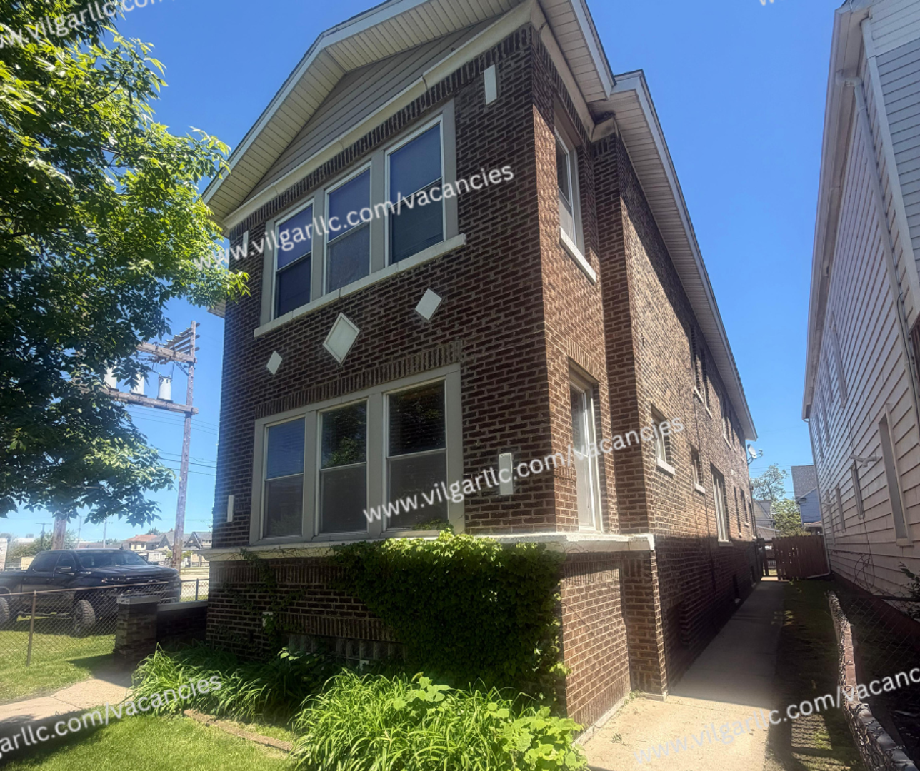 East Chicago Apartment: 3713 Hemlock