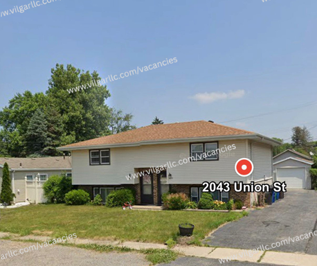 For Rent - 2 Bedrooms, 1 Bathroom Bi-level Duplex Home