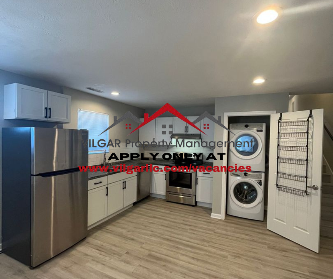 Hammond Condo: 261-263 Webb St