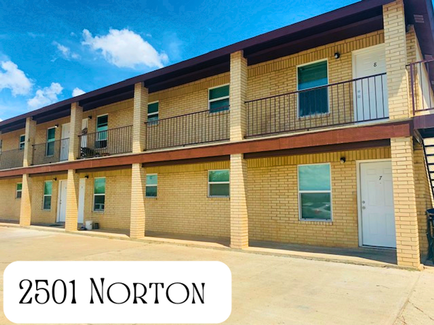 Laredo Apartment: 2501 Norton St