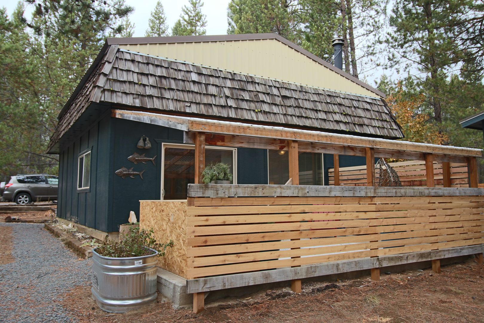 Bend Apartment: 56811 Besson Rd.