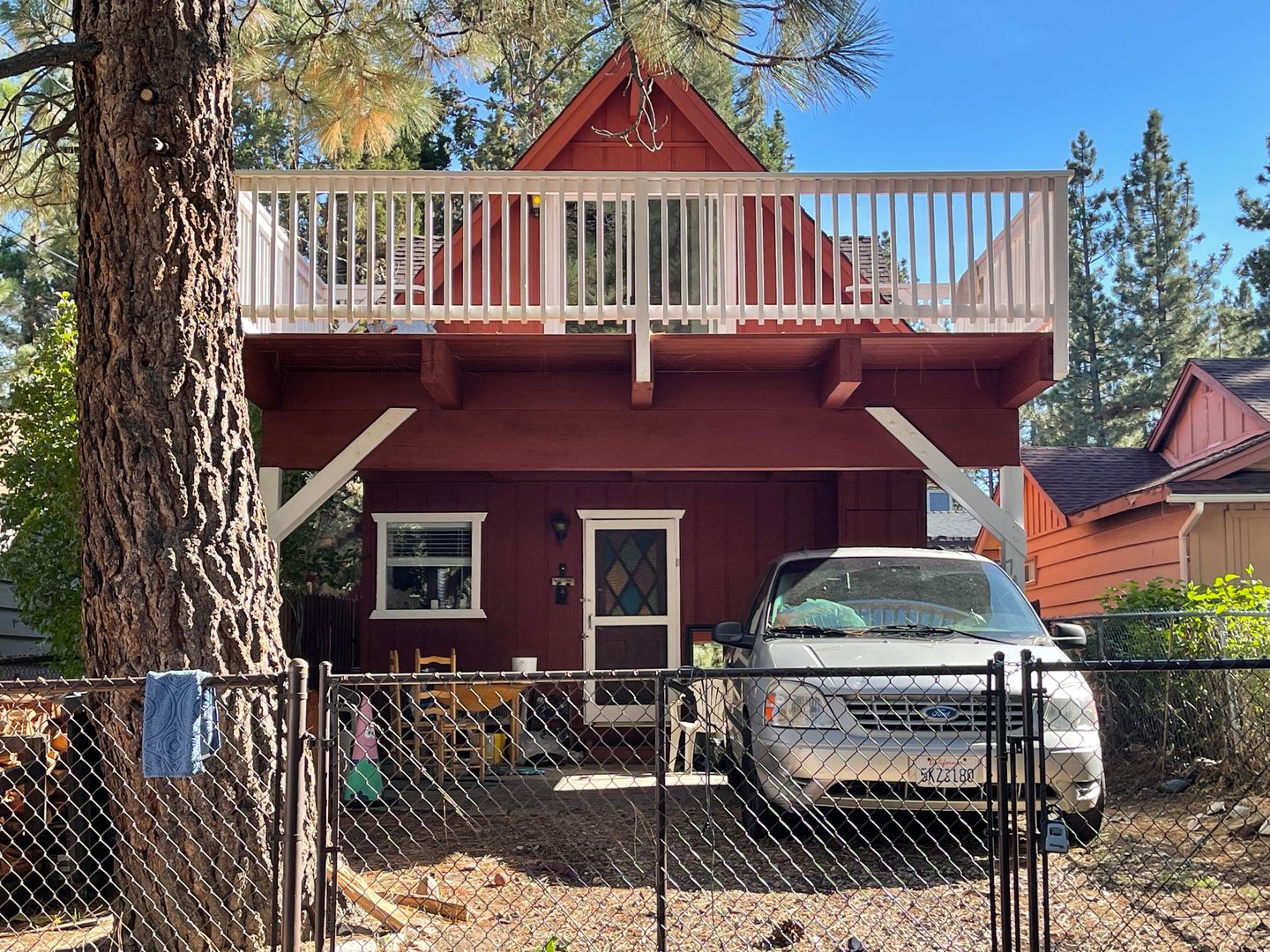 Big Bear City House: 742 Elysian Blvd
