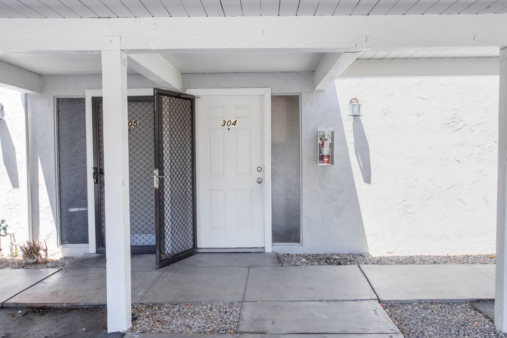 Palm Desert Apartment: 46125 Portola Avenue