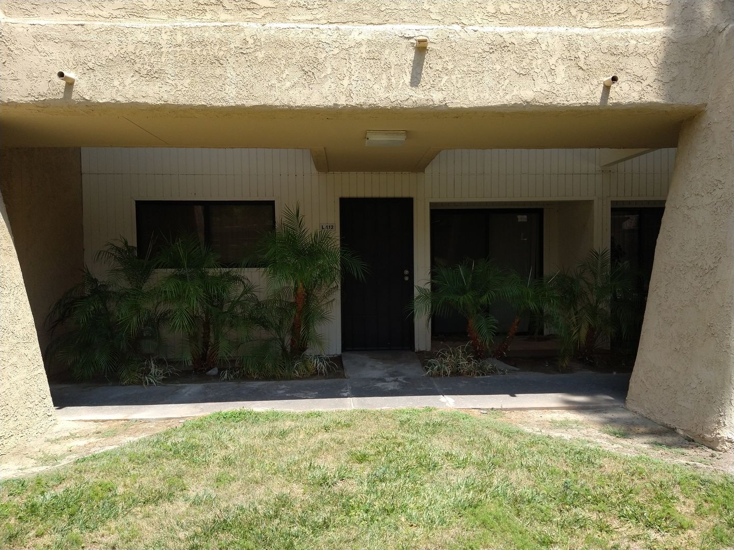 Palm Springs House: 701 N. Los Felices Circle #112