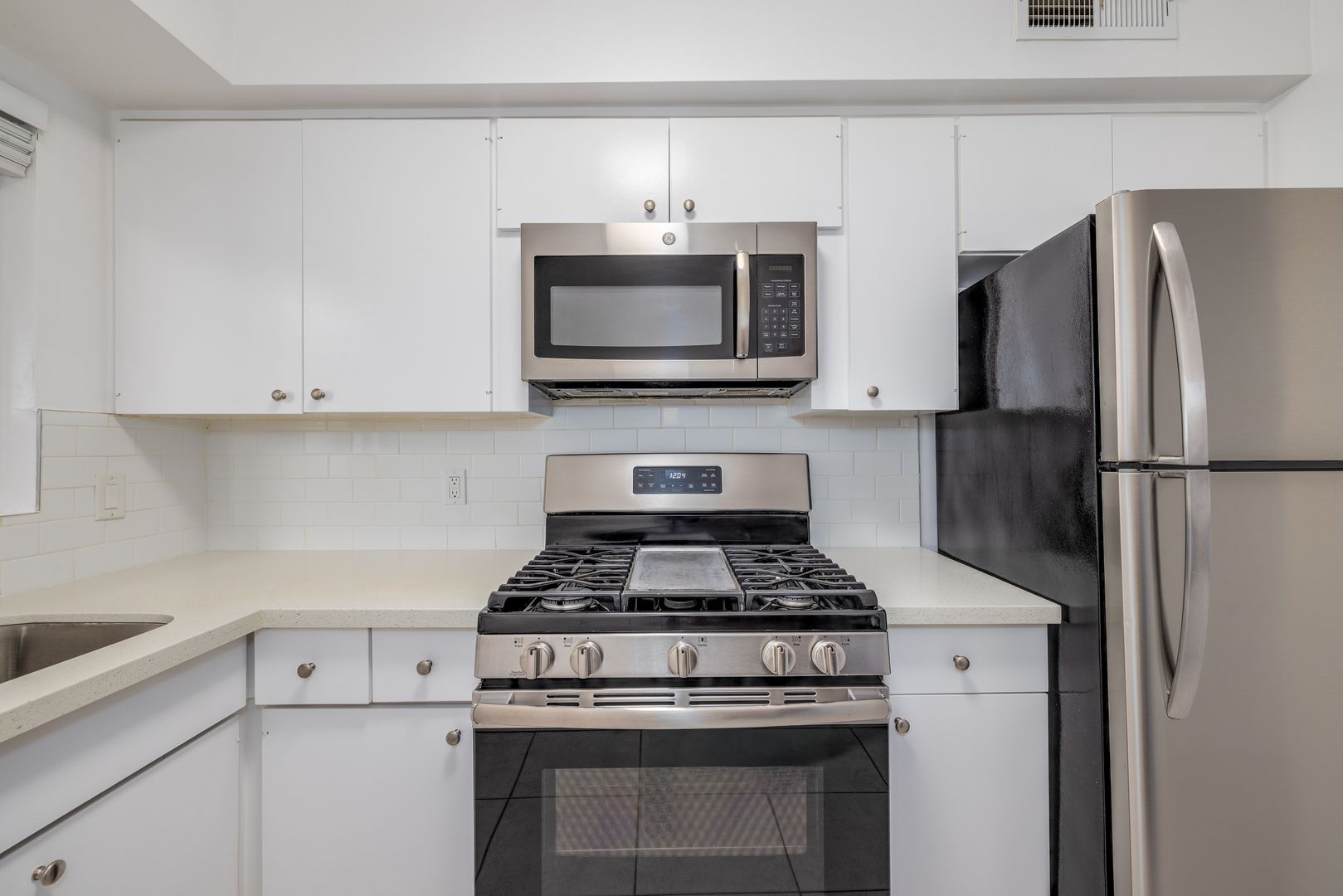 Palm Springs Apartment: 643 S. Thornhill Road