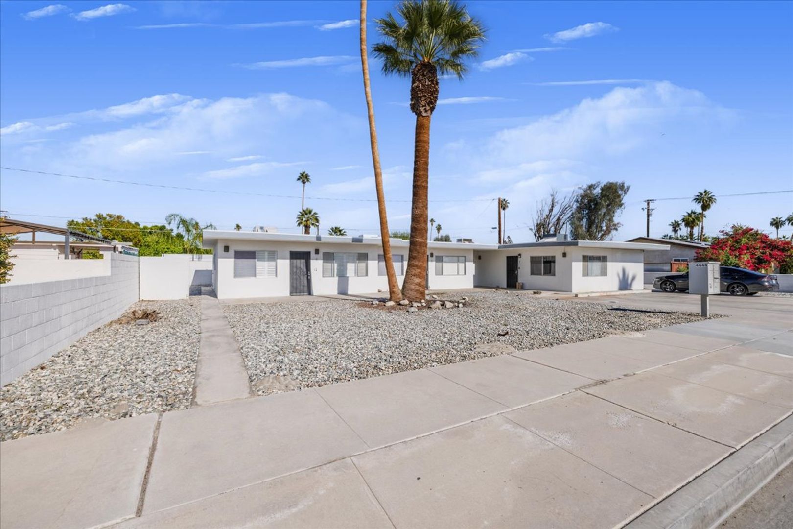 Palm Springs Apartment: 4444 E. Sunny Dunes Road