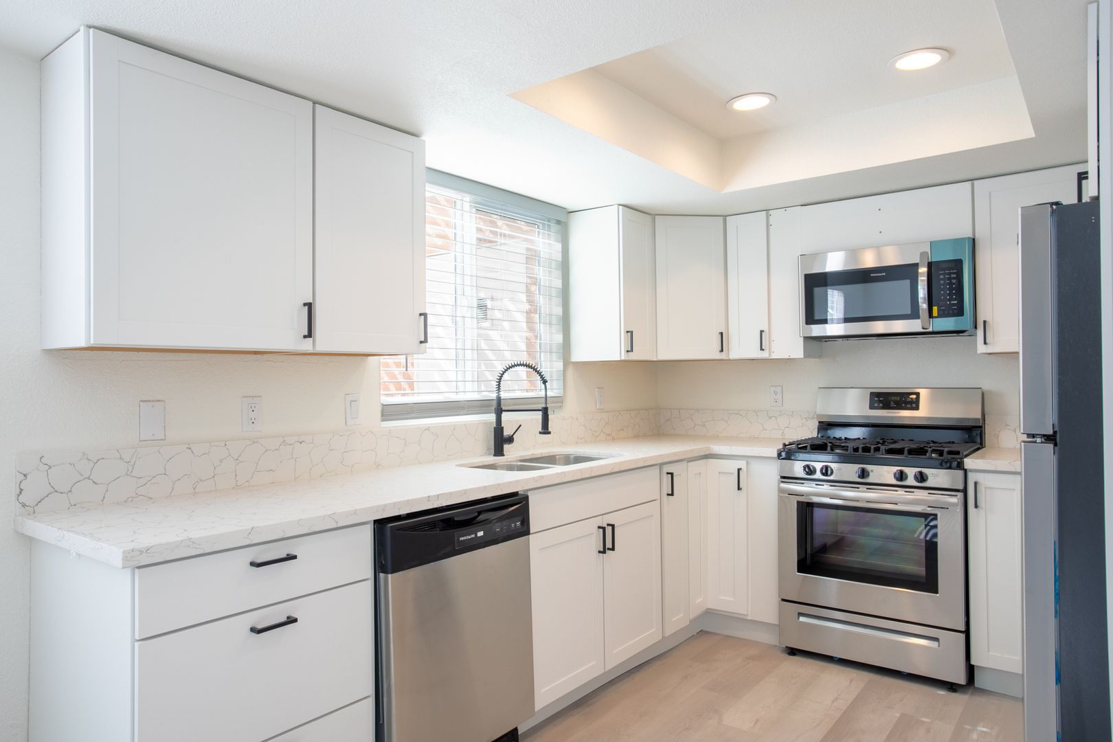 Cathedral City Apartment: 32170 Navajo Trail