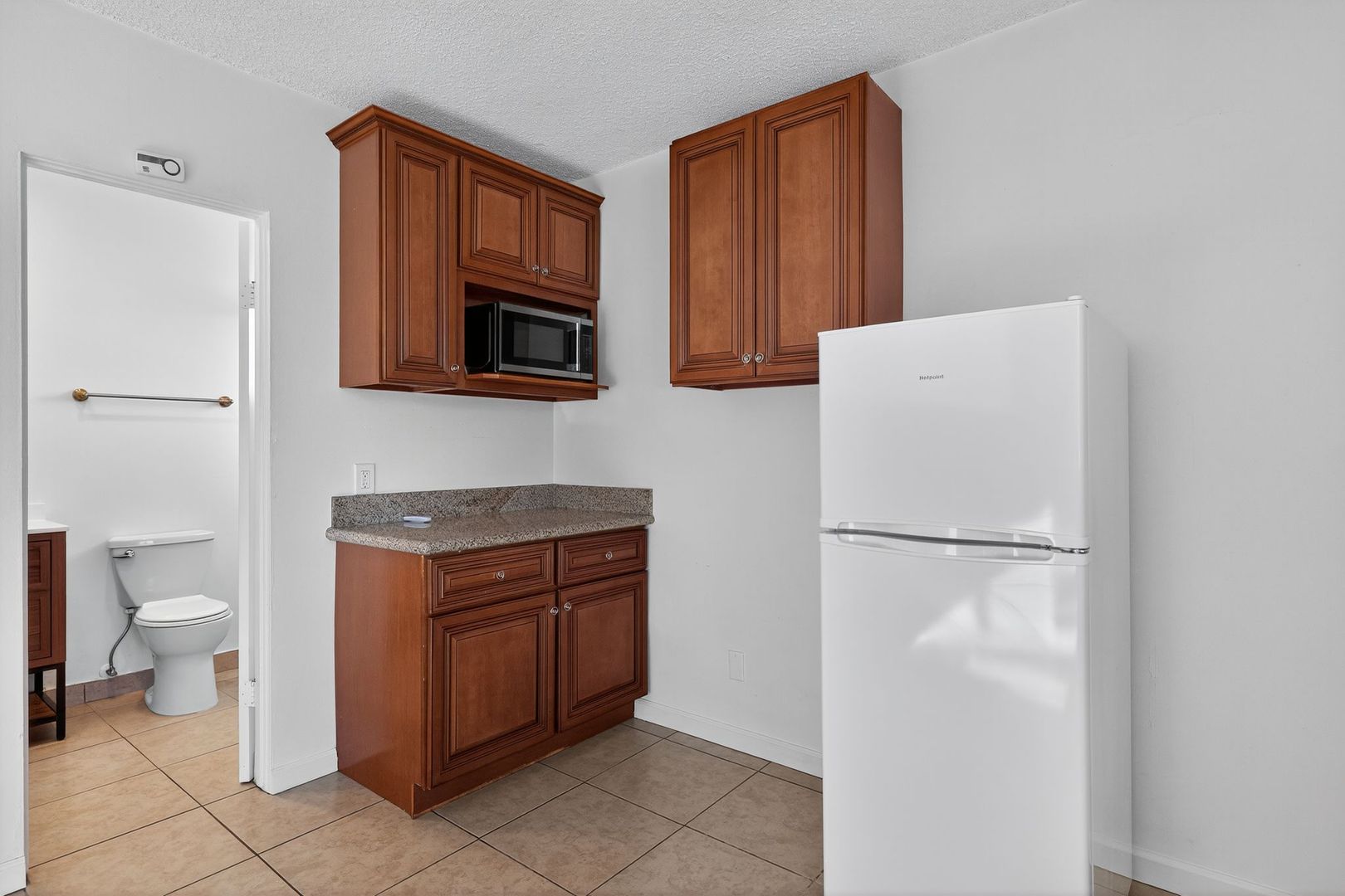 Palm Springs Apartment: 588 E. Mel Avenue