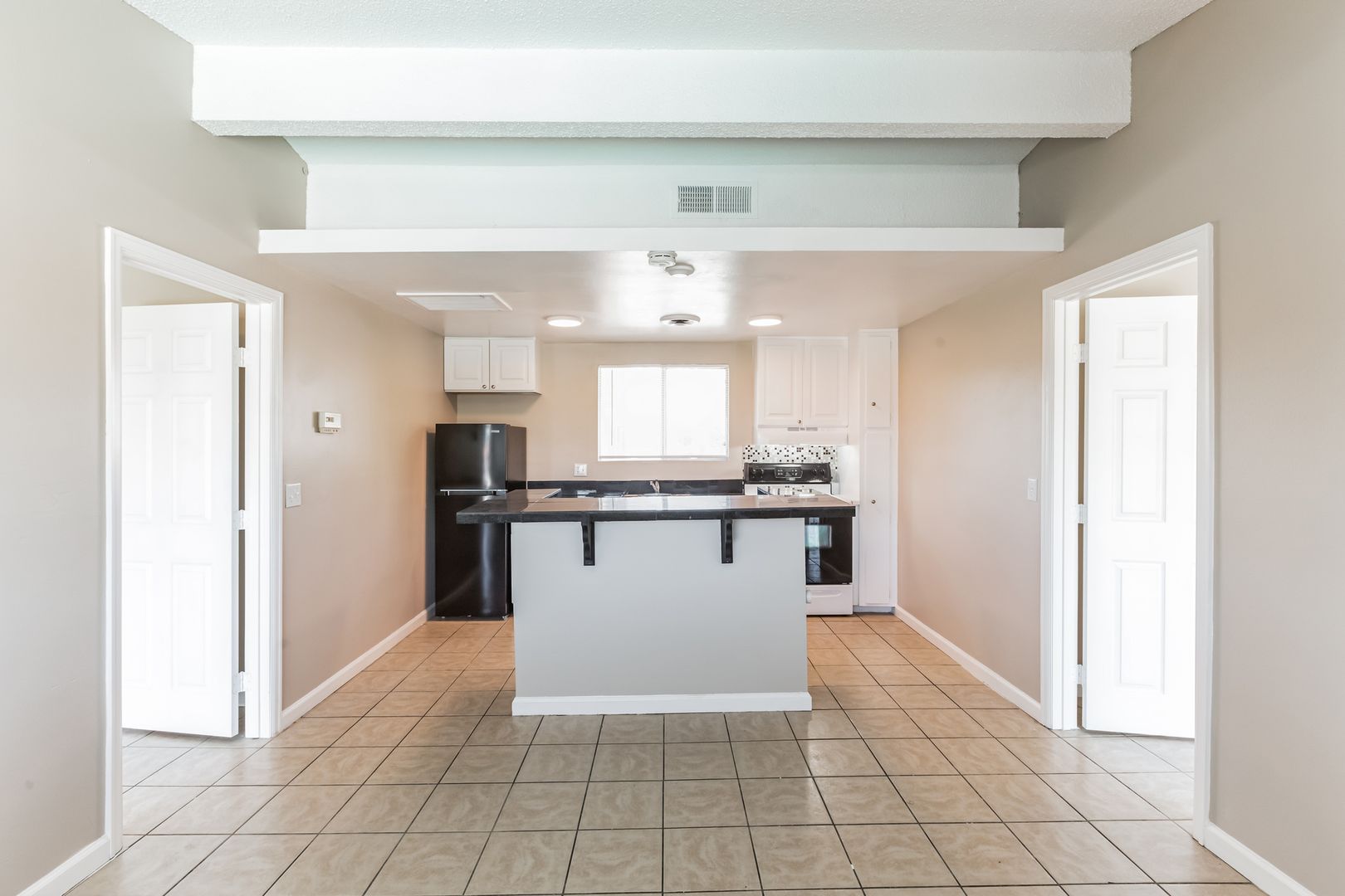 Palm Desert Apartment: 73355 Guadalupe Avenue