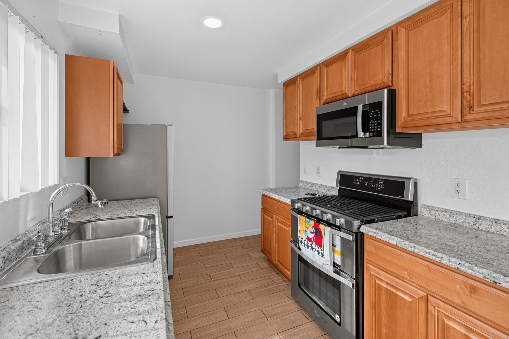 Oceanside Condo: 3685 Water Way