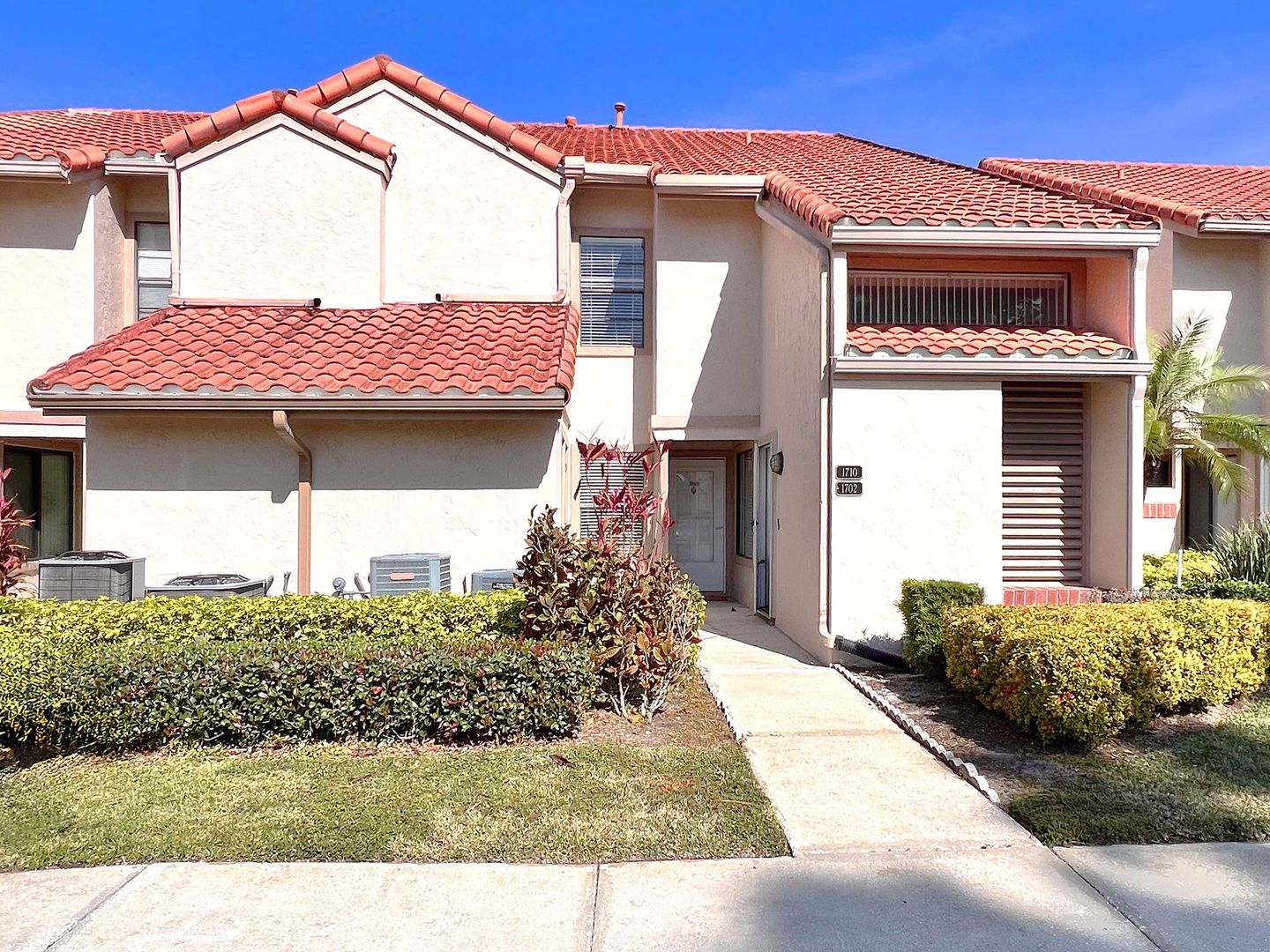 Winter Haven House: 1702 Garden Lake Dr.