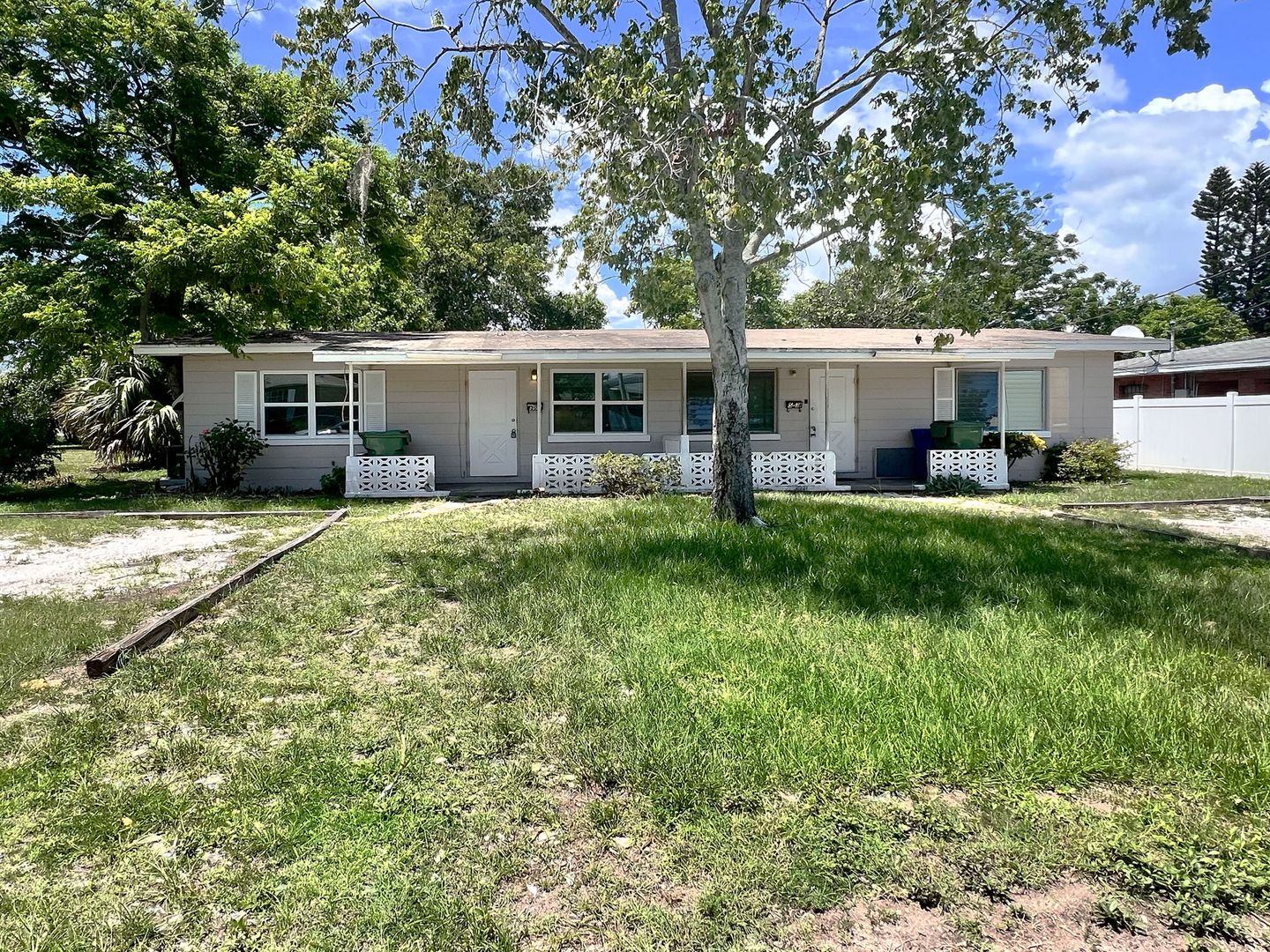 Winter Haven Apartment: 503 Ave H SE