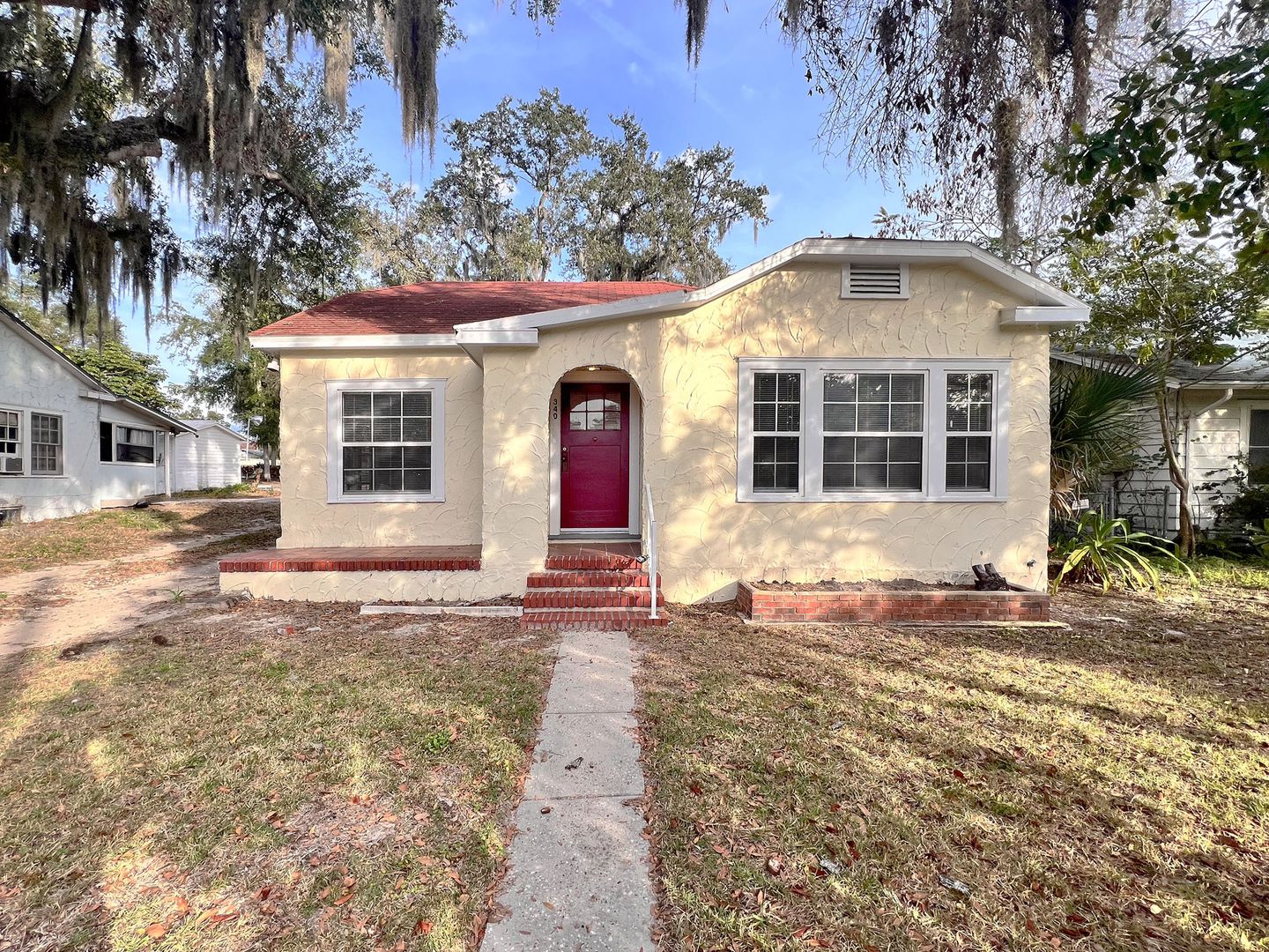 Winter Haven House: 340 8th St NE