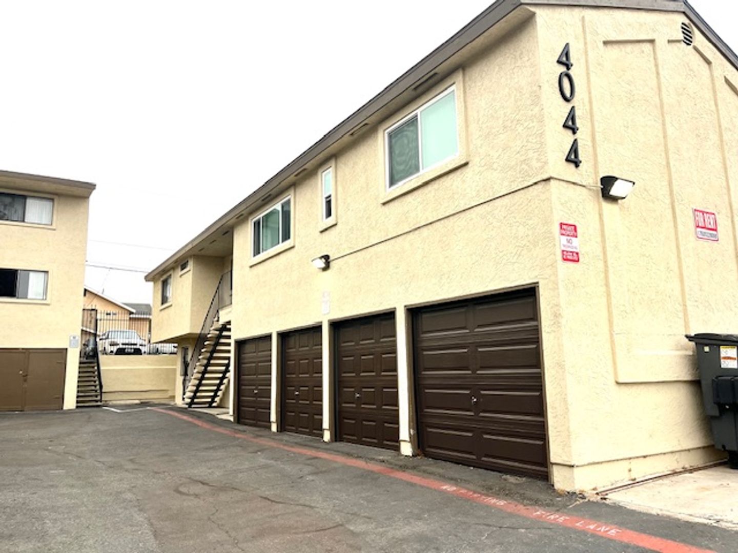 San Diego Apartment: 4044 Estrella Ave