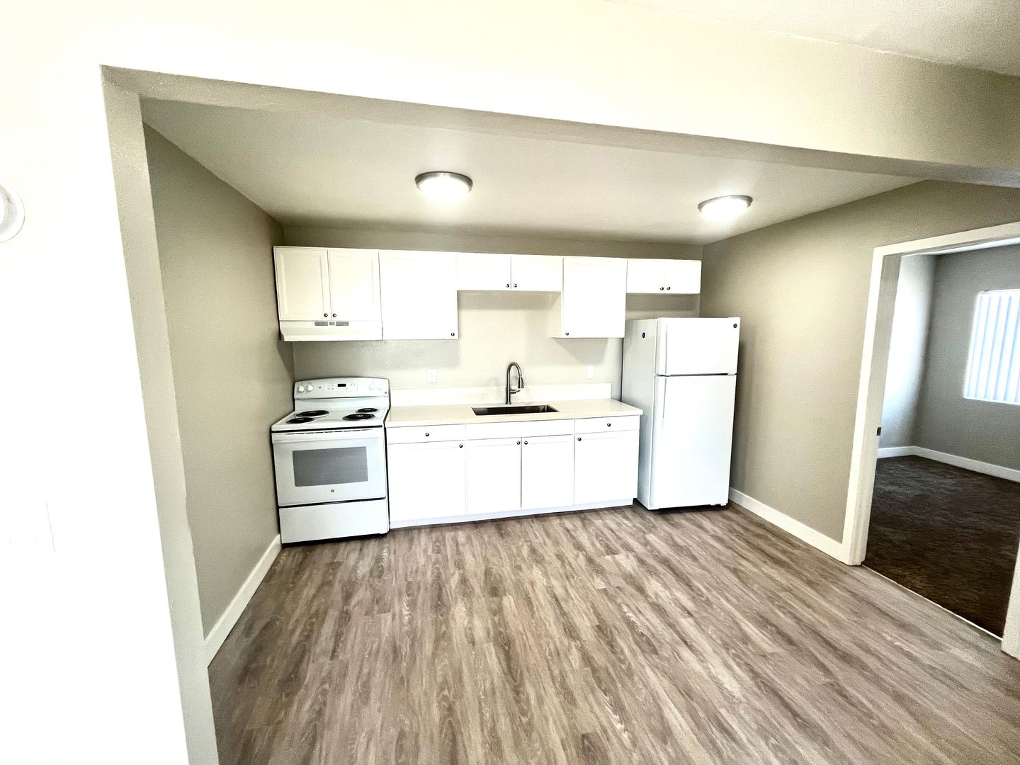 San Diego Apartment: 4041 49th Street