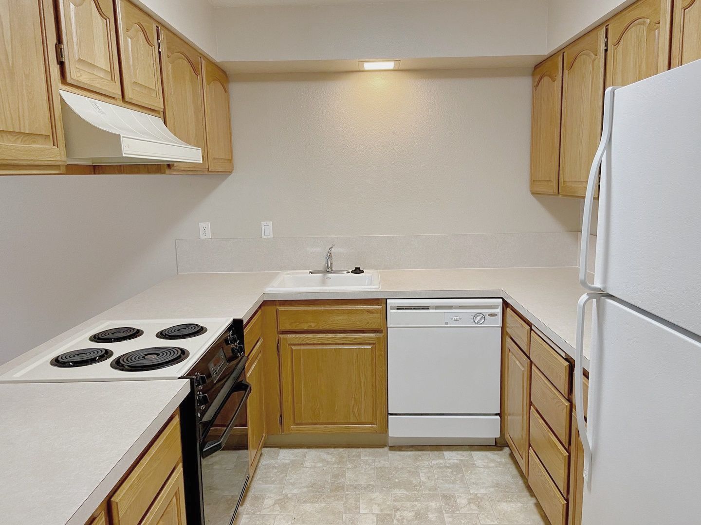 Beaverton Apartment: 11835 SW Ridgecrest Drive