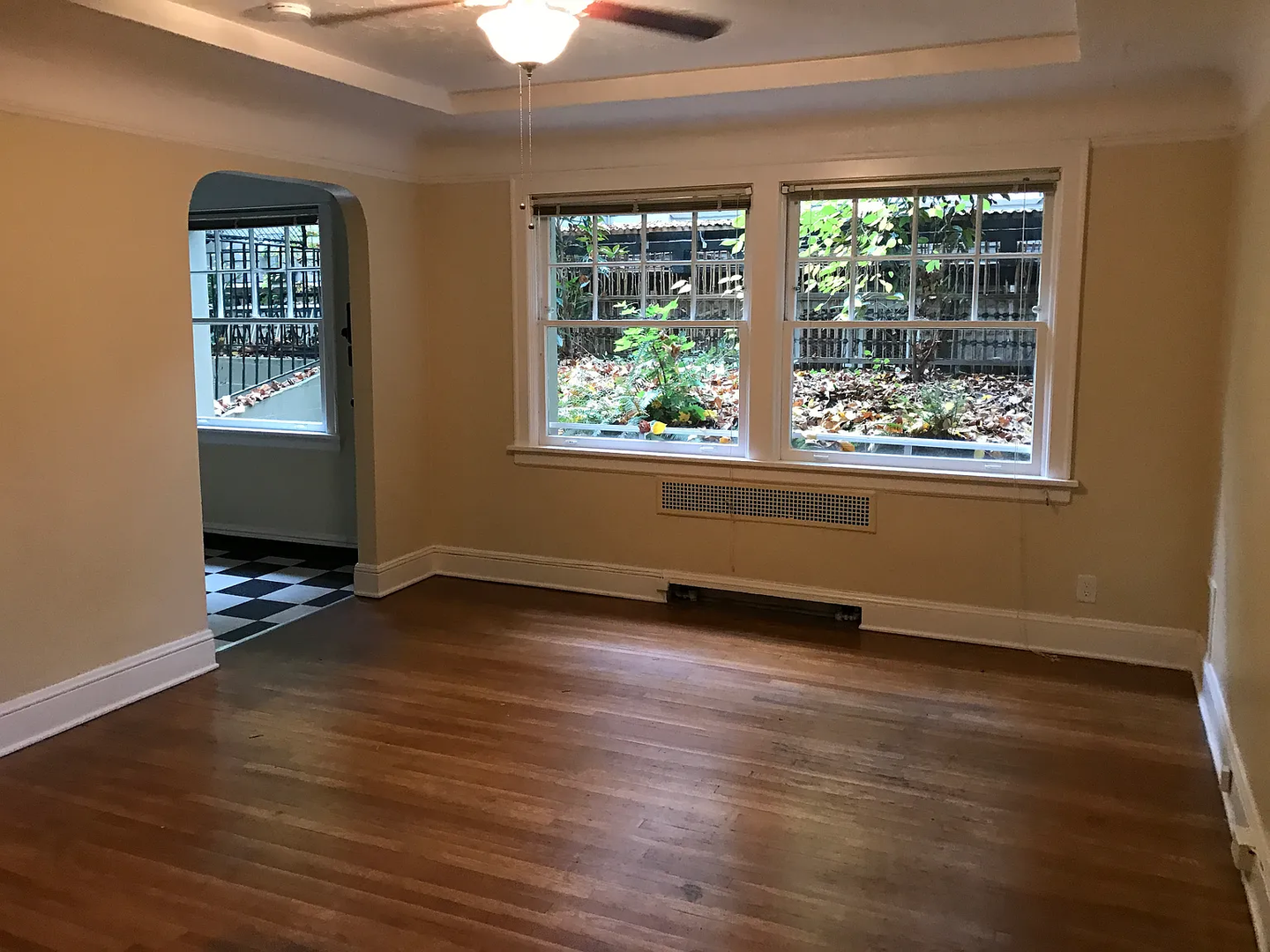 Portland Apartment: 2030 NW Flanders