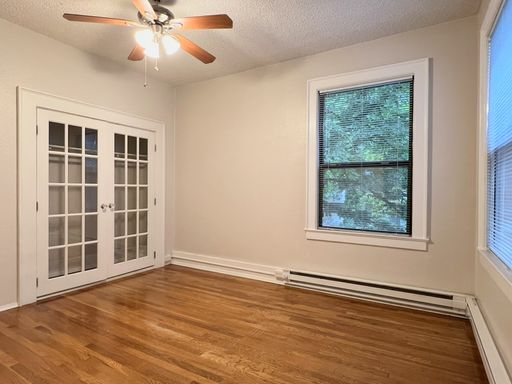 Ready NOW!! Adorable Corner Studio in the Heart of Premier NW Portland! – photo 1