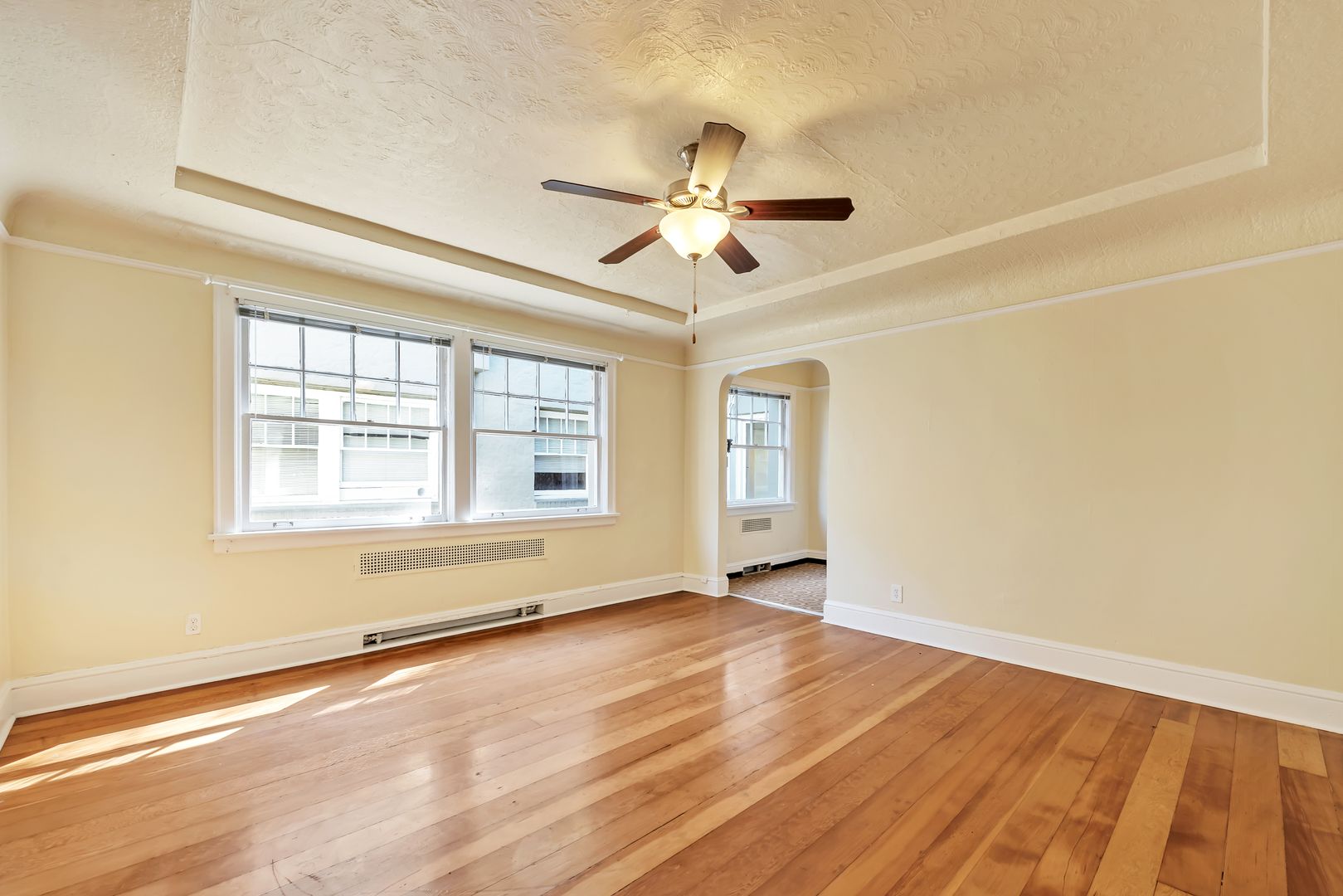 Portland Apartment: 2030 NW Flanders