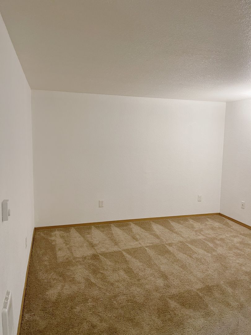 15370 SW Bangy Rd, 9, Lake Oswego, OR 97035