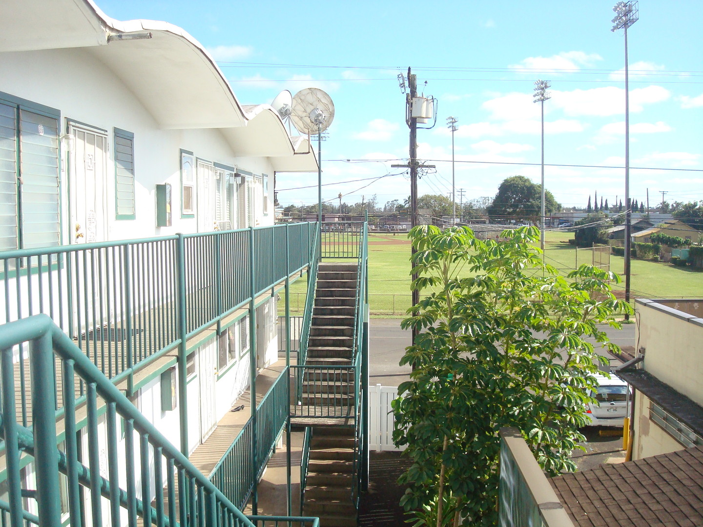 Wahiawa Apartment: 1044 Kilani Ave