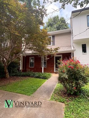 2 Bed/2.5 Bath- Two Story Town Home- Near KSU! – photo 1