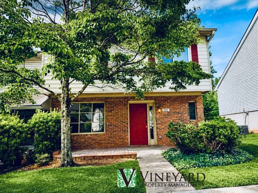 3 Bed/1.5 Bath Town Home- Kennesaw (KSU) – photo 1