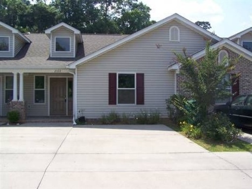 Lovely 3 bedroom town home off Apalachee Pkwy for rent September 1, 2026 $1695 – photo 1