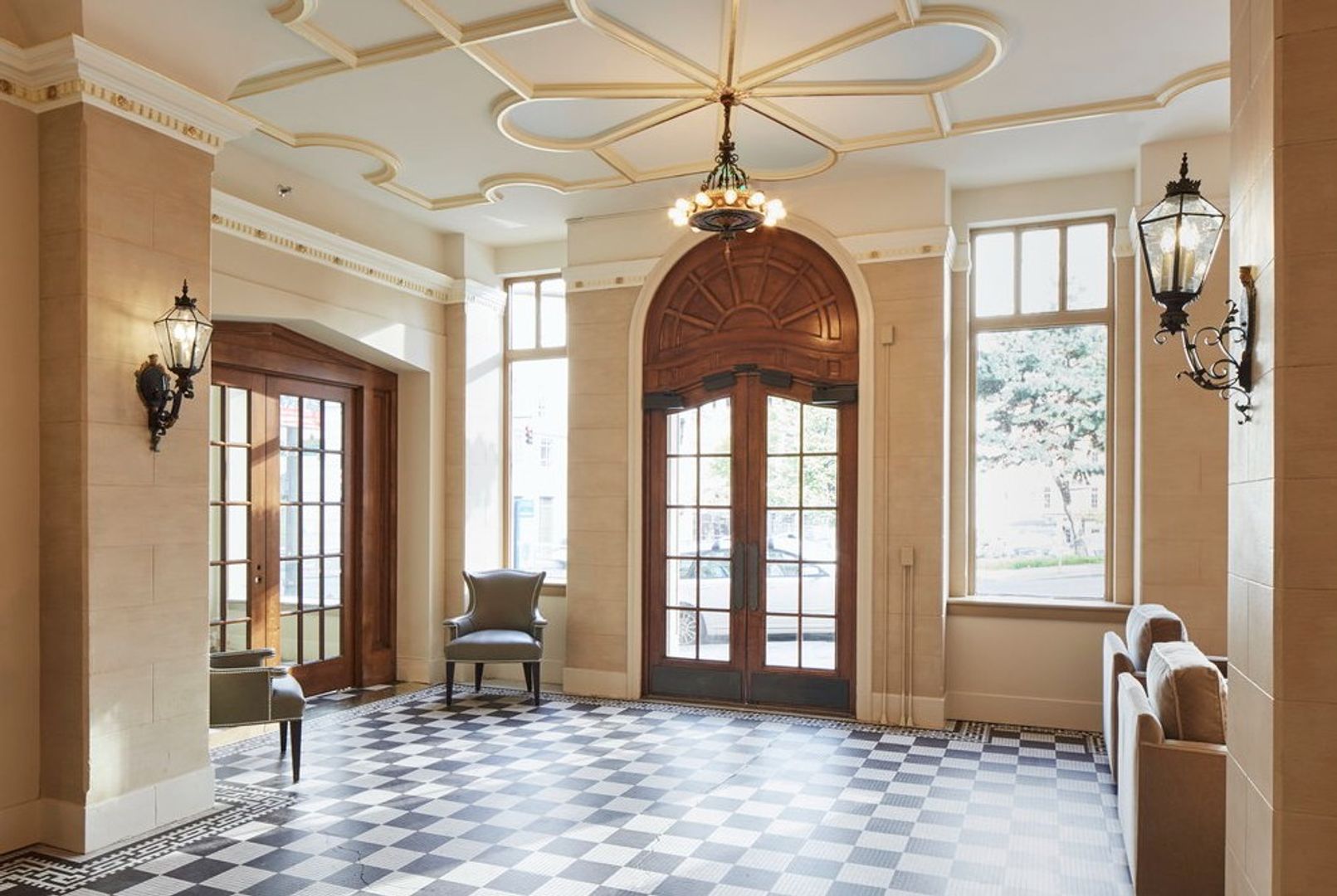 Portland Apartment: 1207 SW Broadway