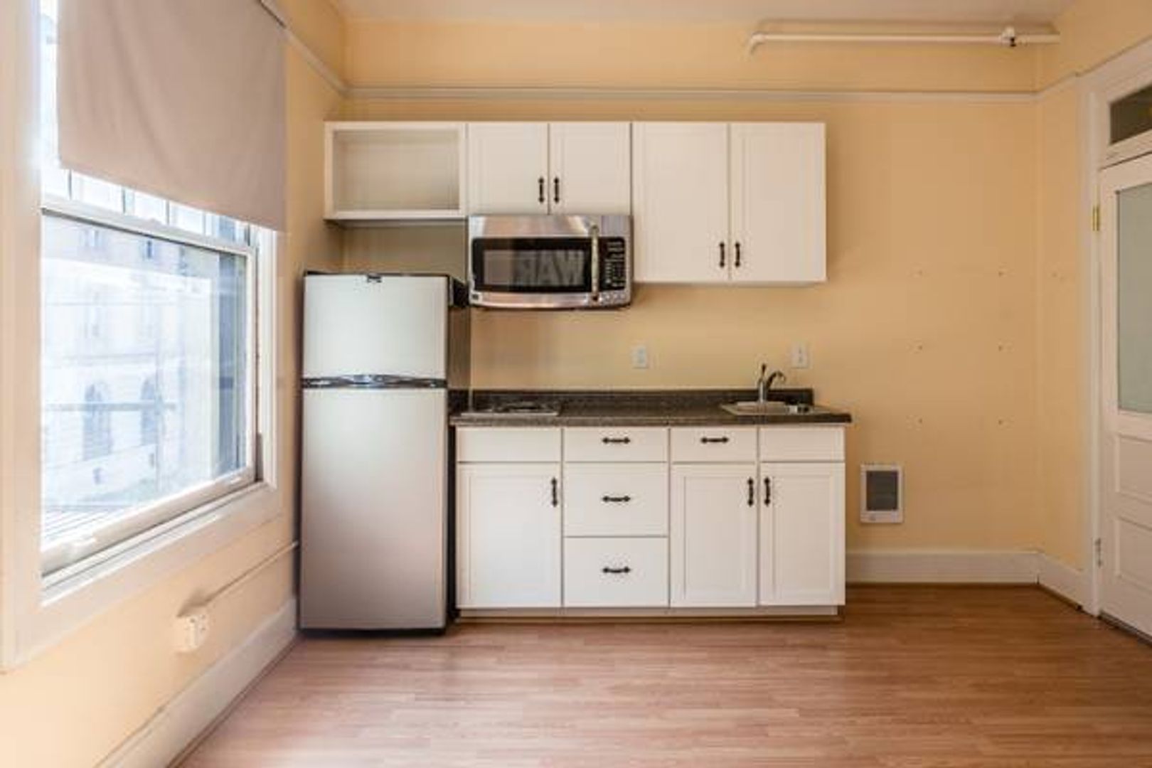 Portland Apartment: 318 NW Broadway