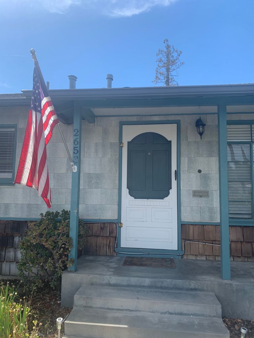 Livermore Apartment: 2669 8th St