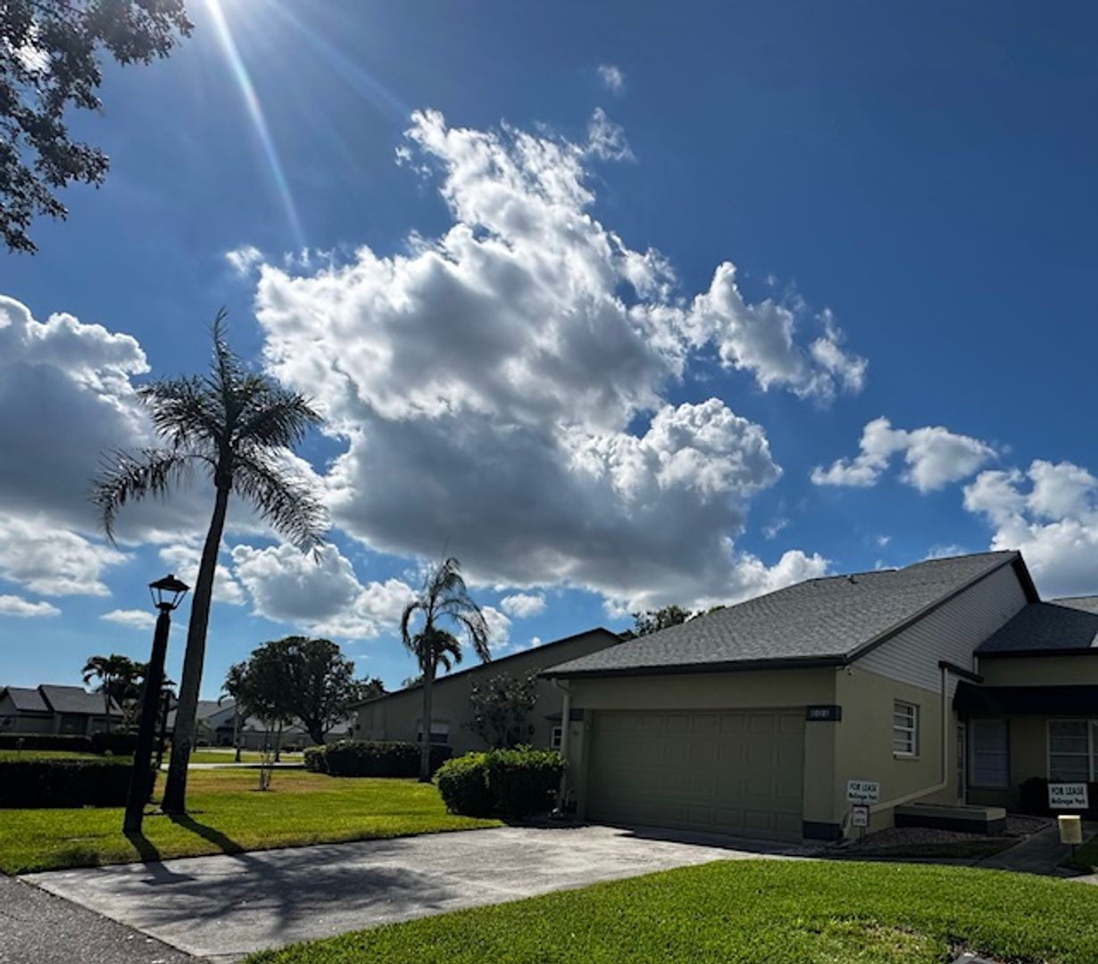 Fort Myers House: 604 McGregor Park CIR
