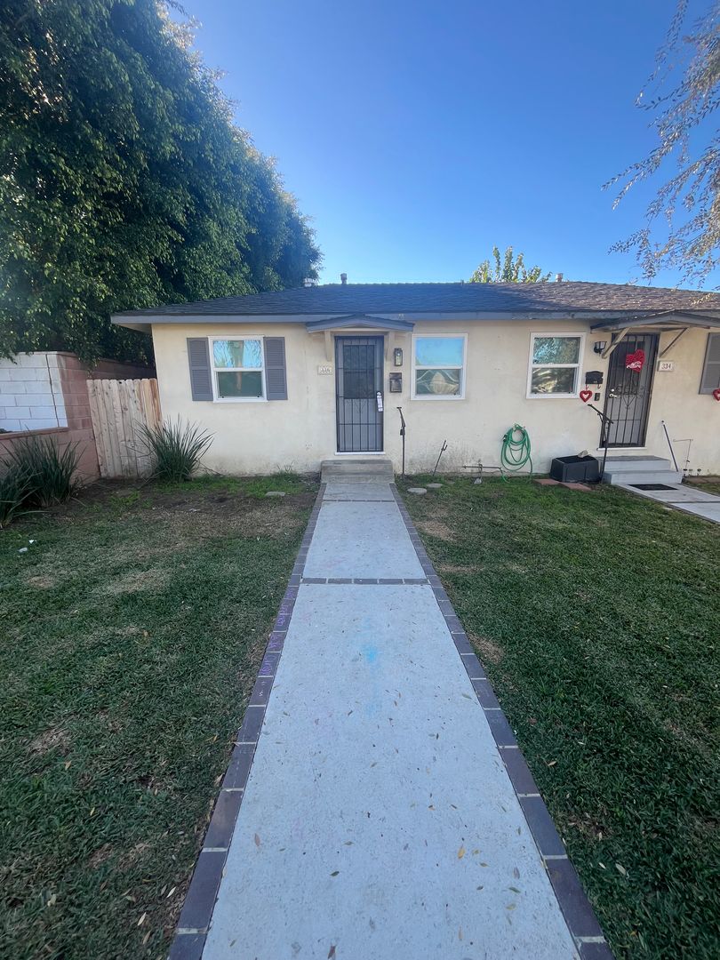 Covina Apartment: 334-336 E School St.