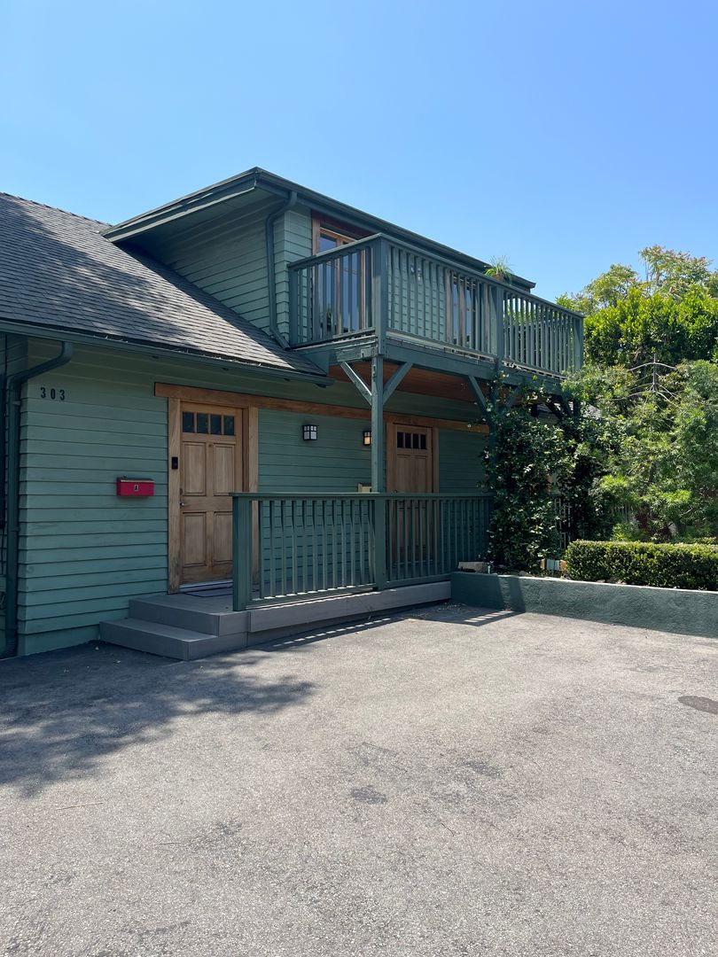 Pasadena Apartment: 301-303 N Hudson Ave