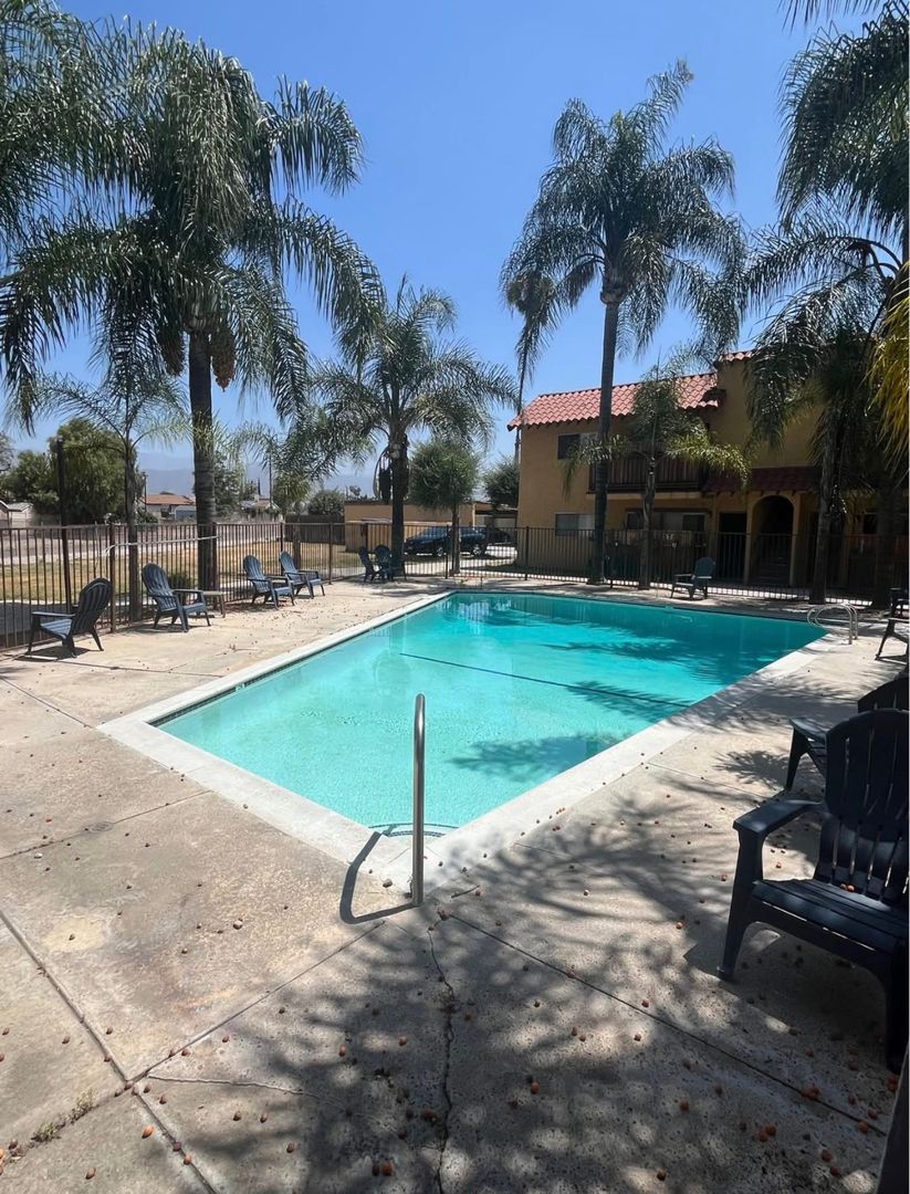 Covina Apartment: 4810 N Vincent Ave