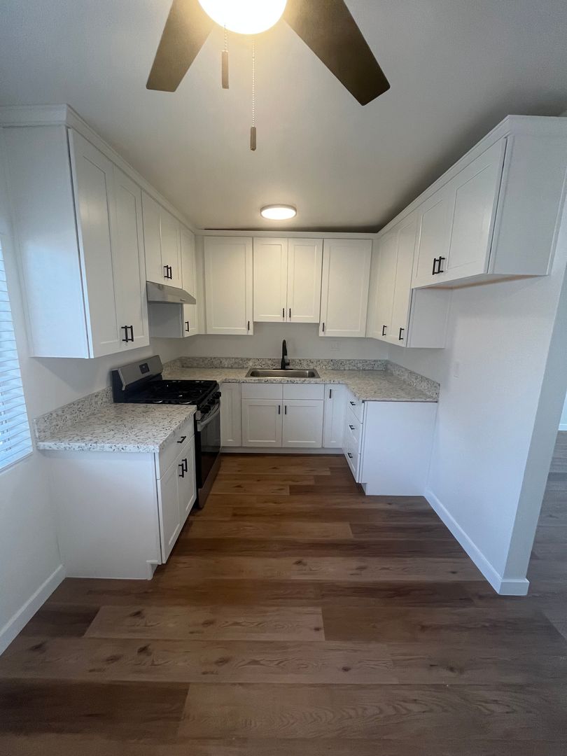 Pasadena Apartment: 425-431 N. Holliston Ave.