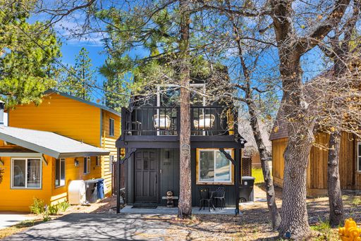 COZY BIG BEAR FURNISHED CABIN