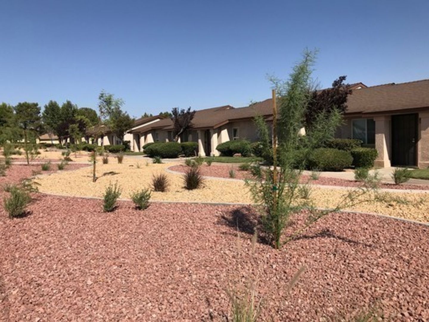 Hesperia Apartment: 14848 Sequoia St.