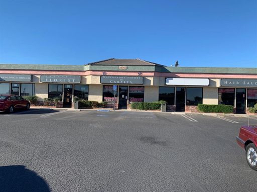 NEWLY UPDATED RETAIL SPACE!